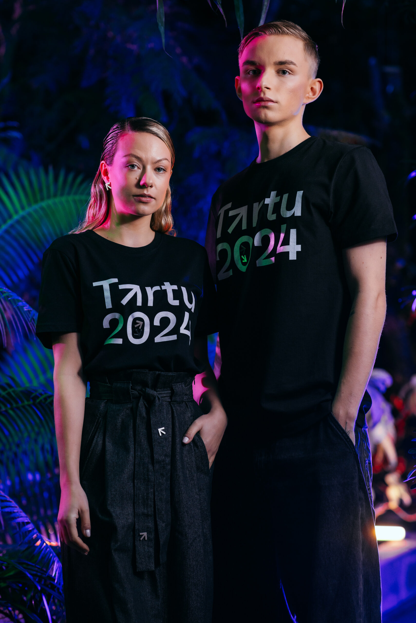 Tartu 2024 musta värvi logo t-särk